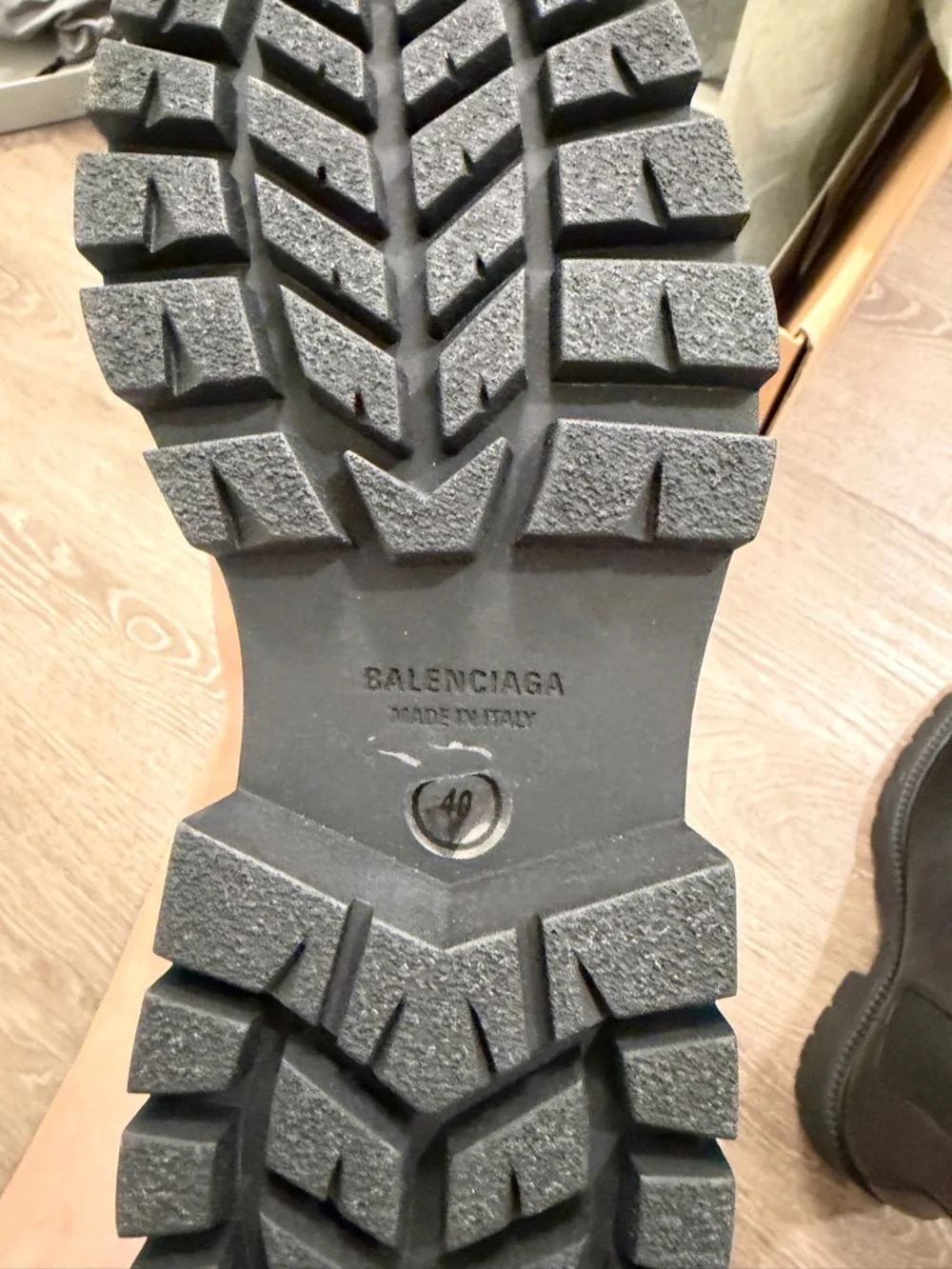 Balenciaga Rhino Chelsea Boots - Picture 7 of 11